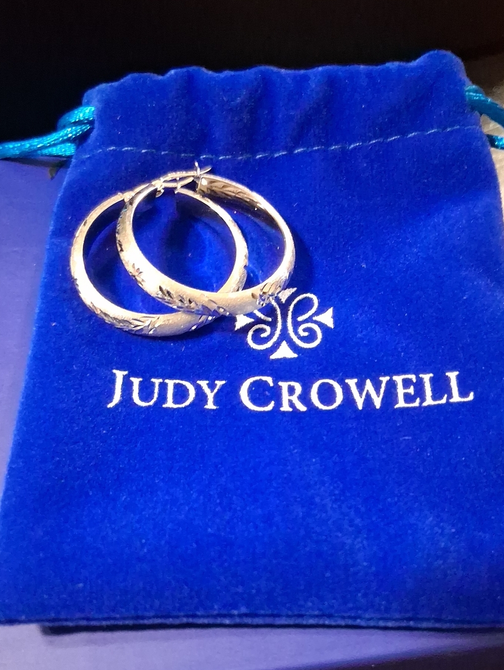 925 THAI Judy Crowel Diamond Cut Sterling Silver Gorgouse Hoop Marked Earrings
